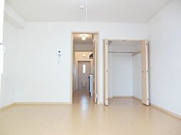 京王相模原線 南大沢駅 徒歩10分の賃貸アパート 1階1Kのリビング/ダイニング