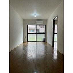 JR横浜線 片倉駅 徒歩4分の賃貸マンション 1階2LDKのリビング/ダイニング