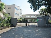日野市立第六小学校 452m