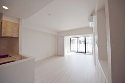 ドゥーエ南千住 3階2LDKのリビング/ダイニング