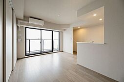 ドゥーエ南千住 5階2LDKのリビング/ダイニング