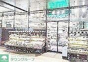 サミットストア神田スクエア店 徒歩12分。 910m