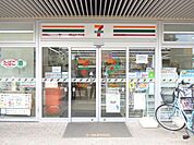 セブンイレブン三河島駅前店 徒歩8分。コンビニ 630m