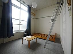 レオパレスさくら 1階1Kのリビング/ダイニング