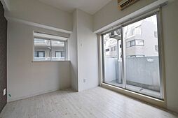 東急東横線 新丸子駅 徒歩8分の賃貸マンション 2階ワンルームのリビング/ダイニング