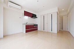 ウェルネスＬ 303 3階1LDKのリビング/ダイニング