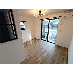 グランレナード上田 1階1LDKのリビング/ダイニング