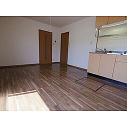 レジデンスドリーム 1階2LDKのリビング/ダイニング