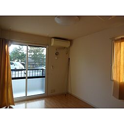 ディアス瓜田B 2階2DKのリビング/ダイニング