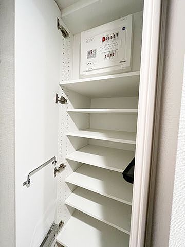 収納