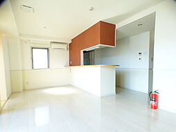 ブランニューシティー常入Ｆ棟 2003 2階3LDKのリビング/ダイニング