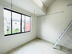 グランクオール西新井 201 2階1Kのリビング/ダイニング