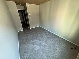 K1 apartments 102 1階1Kのリビング/ダイニング