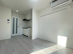 Jブラン西新井 205 2階1DKのリビング/ダイニング