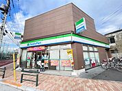 ファミリーマート 本木東町店（407m）