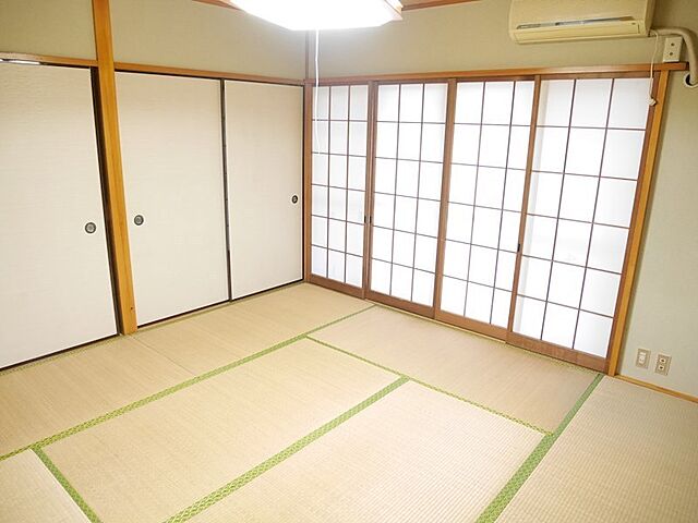 寝室