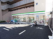 ファミリーマート　千住河原町墨堤通り店（157m）
