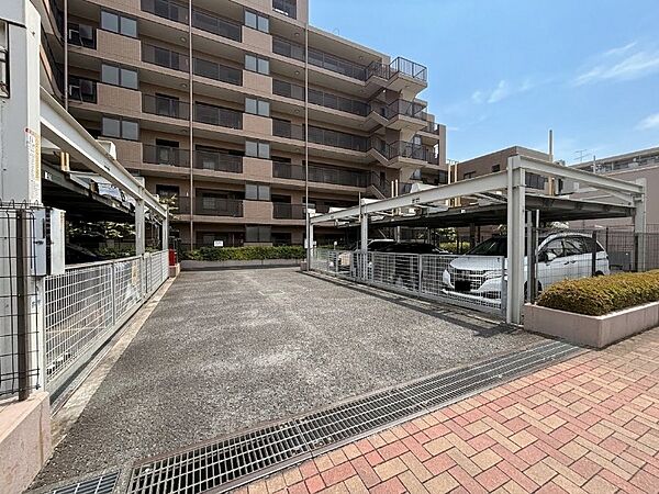 駐車場を拡大表示