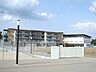 周辺：富谷市立成田中学校 932m