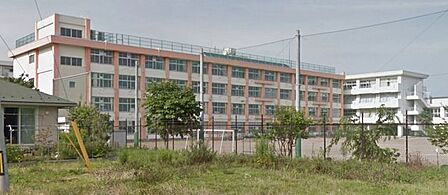 仙台市立東仙台小学校 徒歩9分。 660m