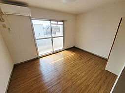 JR山陽本線 庭瀬駅 徒歩15分の賃貸マンション 1階1Kのリビング/ダイニング