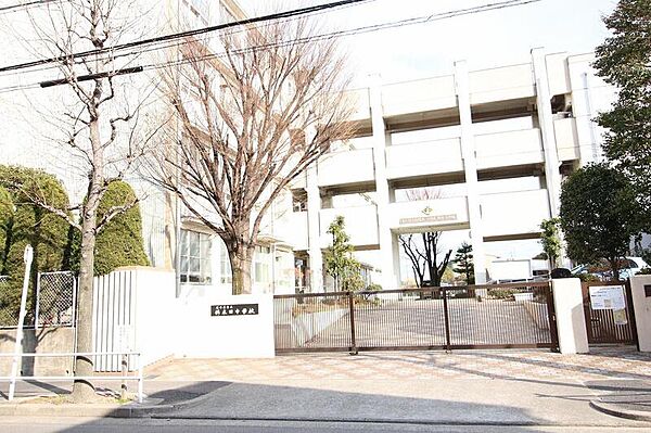 画像27:名古屋市立供米田中学校 879m