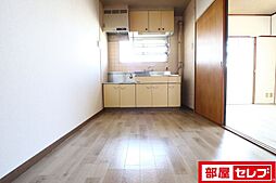 コーポひら野 5階1DKのリビング/ダイニング