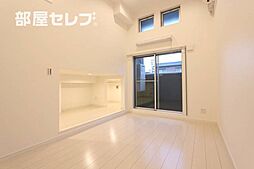 ビッグアンブレラ 1階1Kのリビング/ダイニング