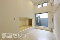 ailes　nagoya 1階ワンルームのリビング/ダイニング