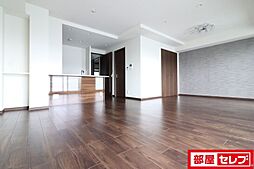 プレサンスロジェ本陣駅前 8階2LDKのリビング/ダイニング