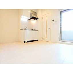 フラワーコーポ 3階1DKのリビング/ダイニング