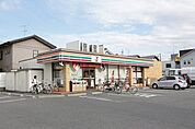 セブンイレブン名古屋当知1丁目店 569m