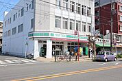 ローソンストア100尾頭橋店 369m