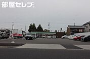 ファミリーマート横井一丁目店 221m