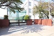名古屋市立豊正中学校 736m