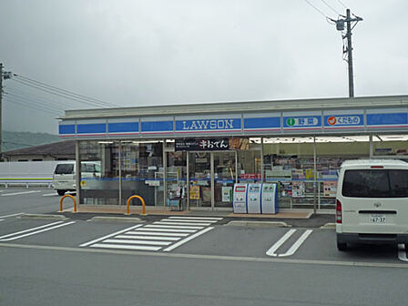 ローソンまで(1500m)