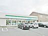 周辺：ファミリーマート 港春田野店（254m）