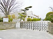 愛西市立市江小学校（650m）