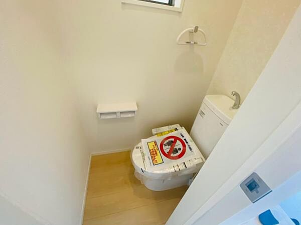 トイレを拡大表示
