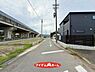 外観：●○北側前面道路○● 平日のご案内も可能です！ 
