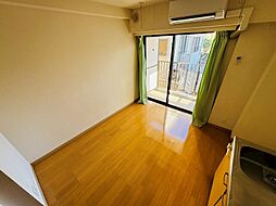 ヴランドール柏中央 205 2階ワンルームのリビング/ダイニング