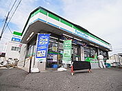 ファミリーマート 梅郷駅前店（362m）