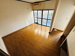 吉岡ハイツ 102 2階1LDKのリビング/ダイニング