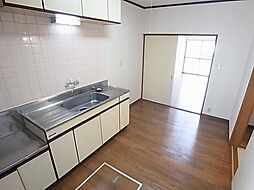 ガーデンテラスK・N 101 3Kのリビング/ダイニング