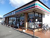 セブンイレブン 小山神鳥谷1丁目店（641m）