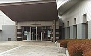 小山市立中央図書館（942m）