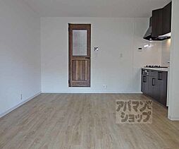 ホームズネオ桂 202 2階1LDKのリビング/ダイニング