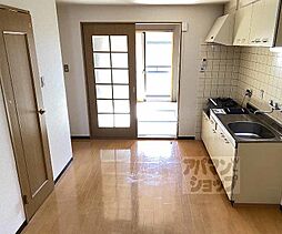 アンブラッセ 202 2階2DKのリビング/ダイニング