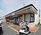 周辺：セブンイレブン向日市上植野店まで220m