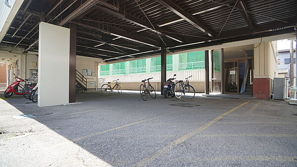画像3:駐輪場